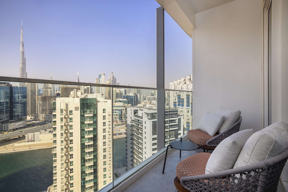 Embassy Suites By Hilton Dubai Business Bay — photo 4