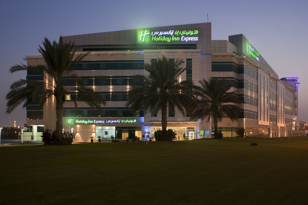 Holiday Inn Express Dubai Airport by IHG — photo 2