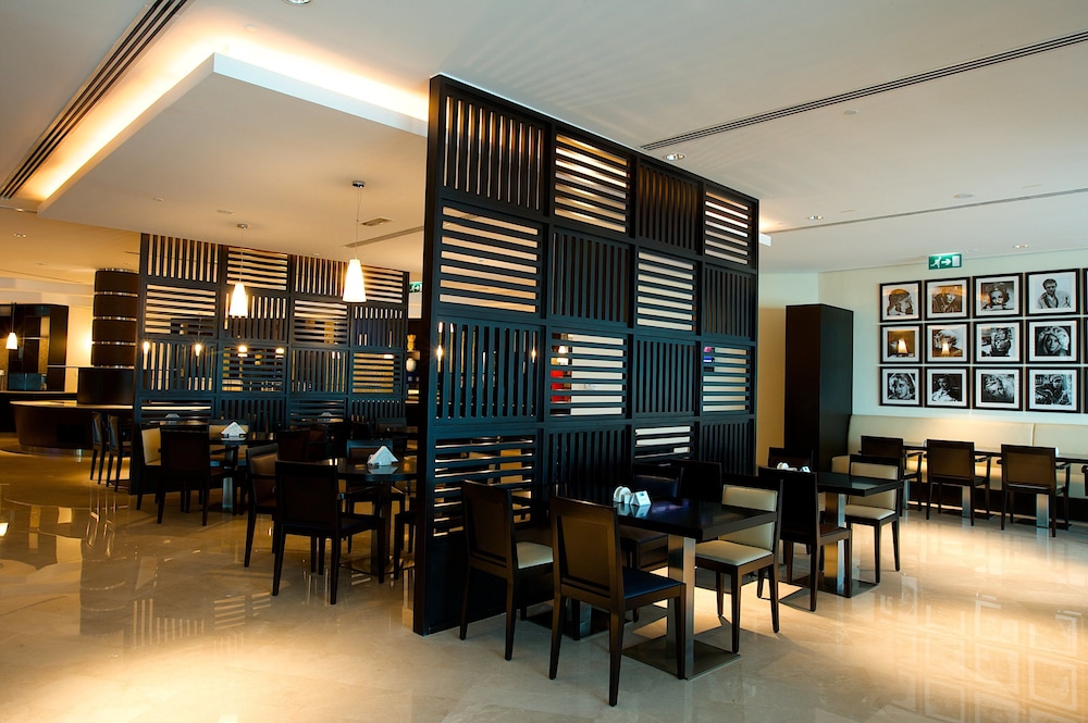 Holiday Inn Express Dubai Airport by IHG — photo 4
